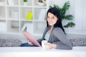 fille et café